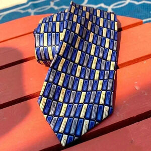 Umberto Bossi  100% silk, Italian hand made tie